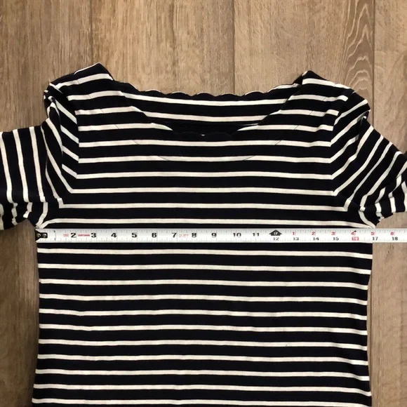 Like new - TALBOTS Pima Cotton Navy and White Striped Top w/ Scalloped Neckline - Picture 6 of 7